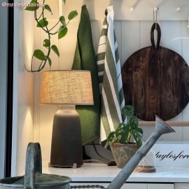 Creative Cables - Κεραμικό Επιτραπέζιο Φωτιστικό Bottiglia Με Καπέλο Athena Creative Cables - Κεραμικό Επιτραπέζιο Φωτιστικό Bottiglia Με Καπέλο Athena