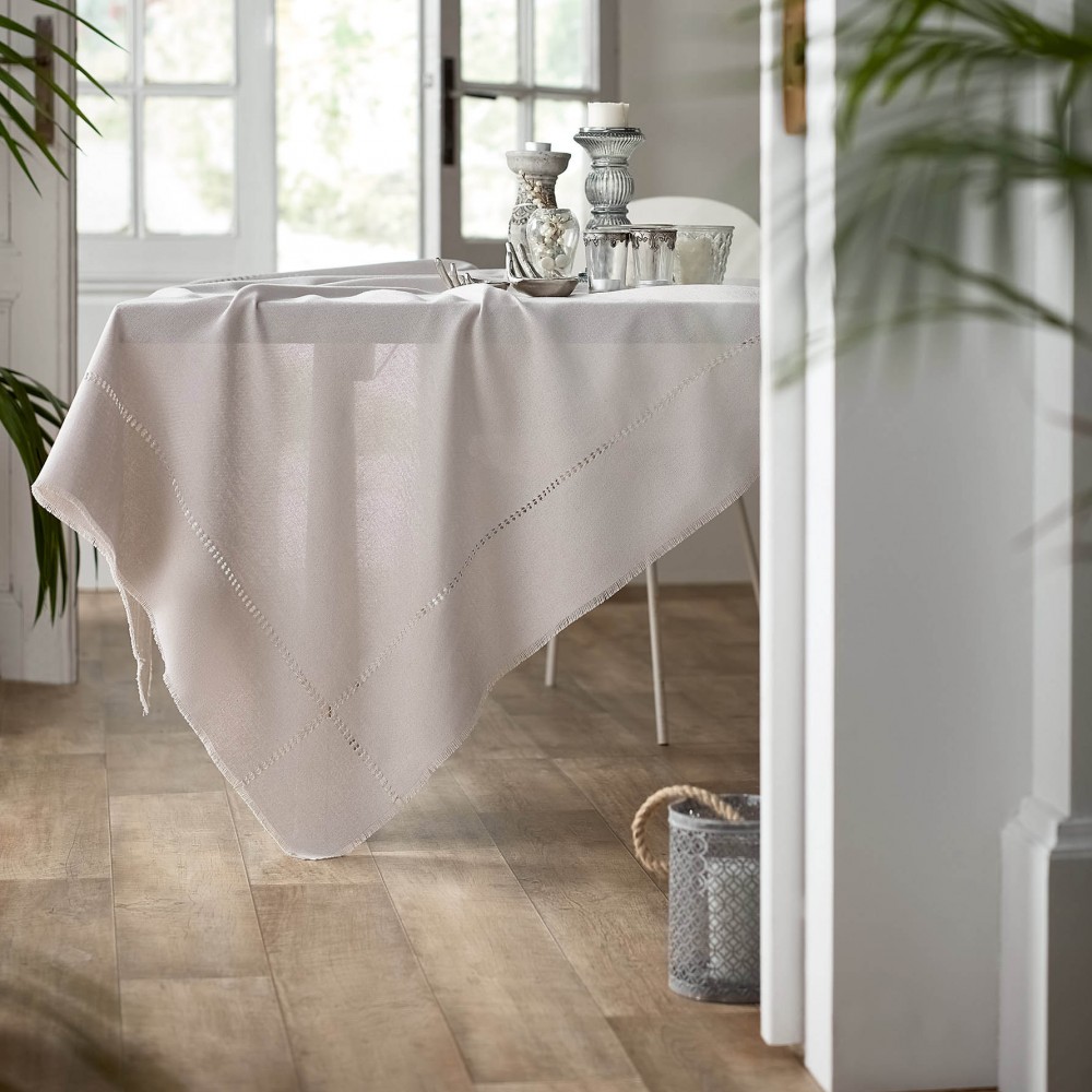 Τραπεζομάντηλο 135x135cm 382