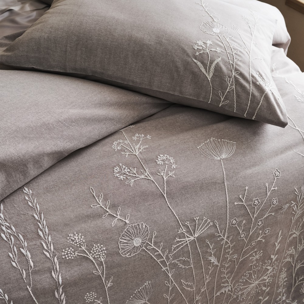 Σετ Παπλωματοθήκη Υπέρδιπλη με Μαξιλαροθήκες 230x245cm GOFIS HOME  Griselda  281