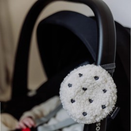 Flow - Υφασμάτινο Παιχνίδι Για Καρότσι Με Λευκούς Ήχους Lucy Hearts