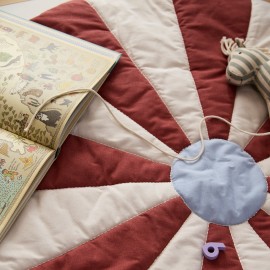 Kids Concept - Χαλάκι Παιχνιδιού Για Σκηνή Circus Red