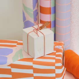 Raeder - Birthday. Μίνι Πορσελάνινο LED Birthday surprise