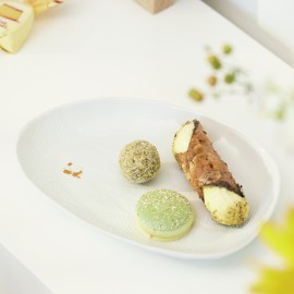 Raeder - Picture stories. Πορσελάνινο Πιάτο View into the distance