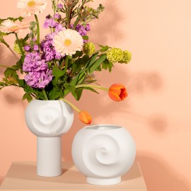 Trevoly By Raeder - Πορσελάνινο Βάζο Shell With Base