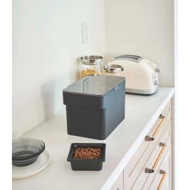 Yamazaki - Δοχείο Αποθήκευσης Φαγητού Για Κατοικίδια Με Δοσομετρητή BK 3,5kg