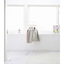 Yamazaki - Σταντ Ρούχων WH