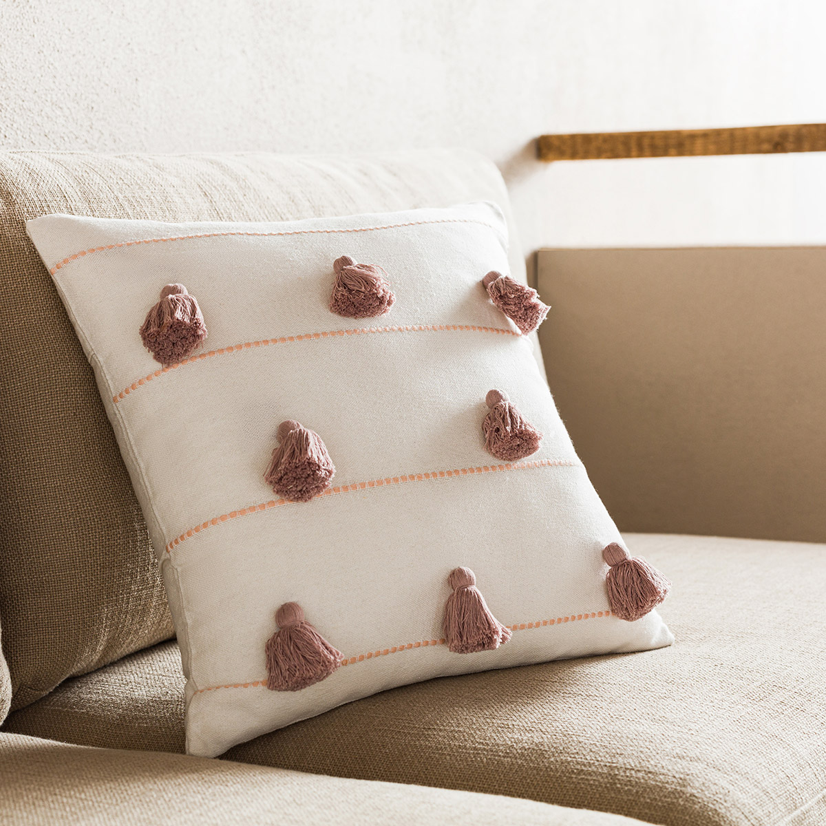 Gofis Home - Μαξιλαροθήκη Pomy 43x43cm Clay Pink 188/08